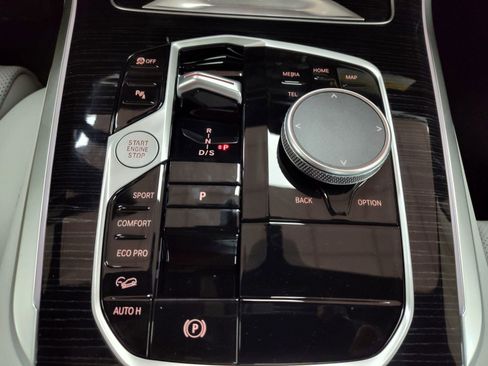 Used 2026 BMW X5 xDrive40i w/ M Sport Package image 16