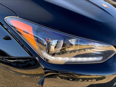 Used 2021 Hyundai Veloster 2.0 Premium image 26