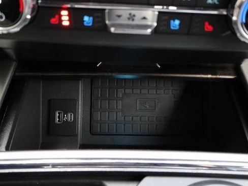 Used 2022 Ford F250 Lariat w/ Lariat Ultimate Package image 11