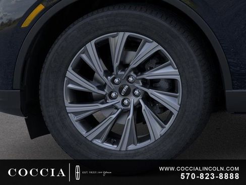 New 2026 Lincoln Aviator AWD image 19