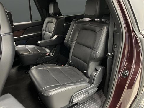 Used 2024 Lincoln Navigator L Reserve image 33
