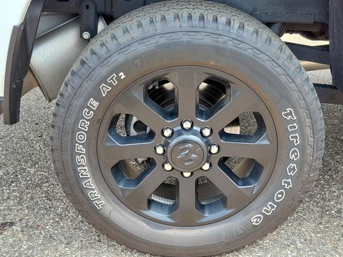Used 2025 RAM 2500 Big Horn AWD/4WD image 5