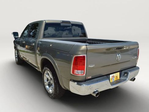 Used 2015 RAM 1500 Laramie w/ Convenience Group AWD/4WD image 5