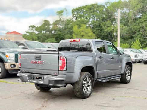 Used 2022 GMC Canyon AT4 w/ Driver Alert Package AWD/4WD image 8