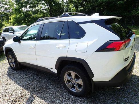 Certified 2023 Toyota RAV4 LE AWD/4WD image 5