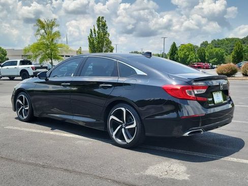Used 2019 Honda Accord Sport image 6