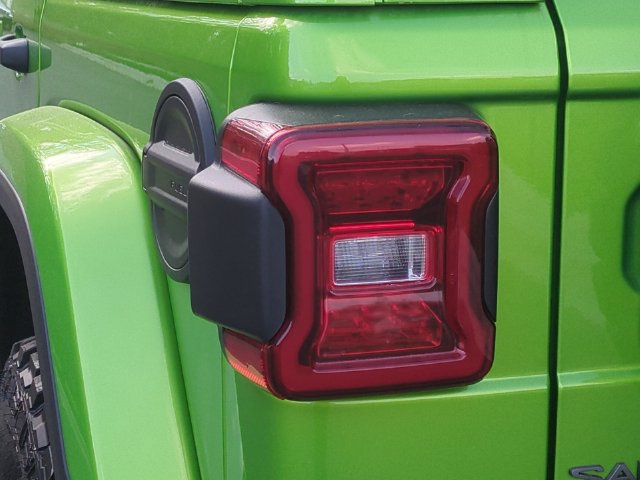 New 2026 Jeep Wrangler Unlimited Sahara AWD/4WD image 21