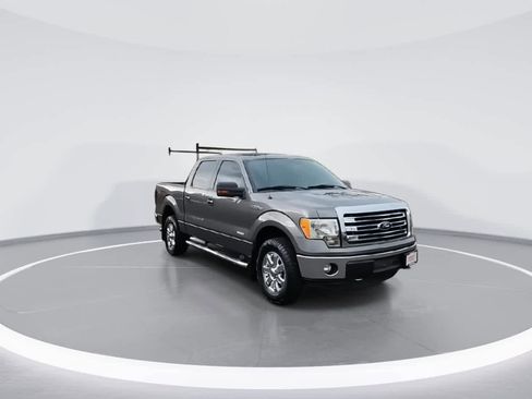 Used 2013 Ford F150 XLT w/ Luxury Equipment Group AWD/4WD image 2
