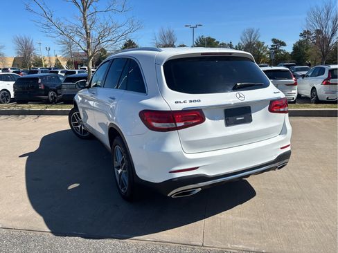 Used 2019 Mercedes-Benz GLC 300 4MATIC image 6