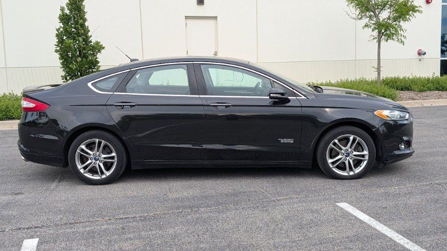 Used 2015 Ford Fusion Energi Titanium w/ Driver Assist Package FWD image 4