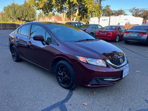Used 2014 Honda Civic LX image 2
