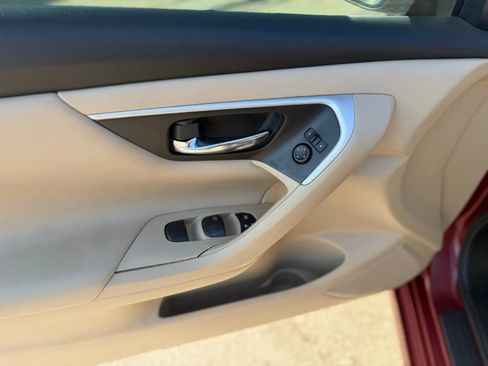 Used 2017 Nissan Altima 2.5 S w/ Power Driver Seat Package FWD image 7