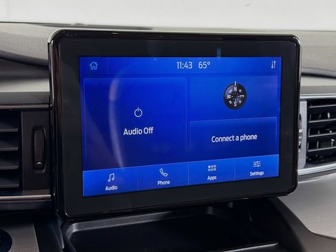 Used 2020 Ford Explorer XLT w/ Equipment Group 202A AWD/4WD image 15