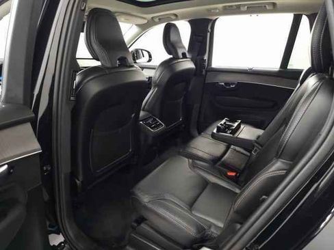 Used 2026 Volvo XC90 B6 Ultra w/ Protection Package image 34