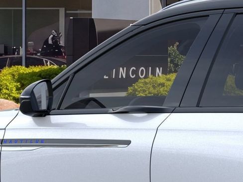 New 2024 Lincoln Nautilus Reserve w/ Equipment Group 202A AWD/4WD image 20