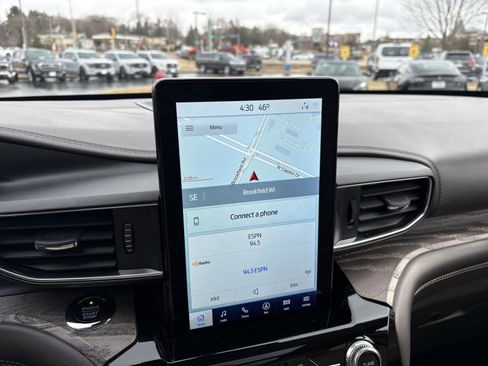 Used 2021 Ford Explorer Platinum image 9