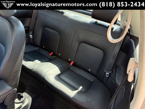 Used 2009 Volkswagen Beetle S FWD image 10
