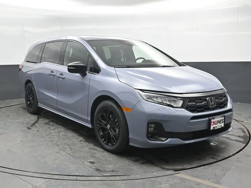 New 2026 Honda Odyssey Sport-L image 4