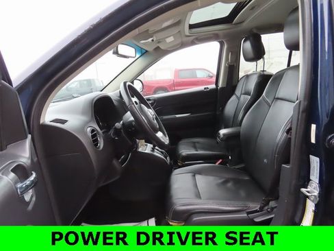 Used 2016 Jeep Compass High Altitude image 17