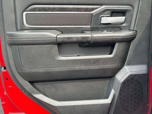 Used 2024 RAM 2500 Big Horn AWD/4WD image 13