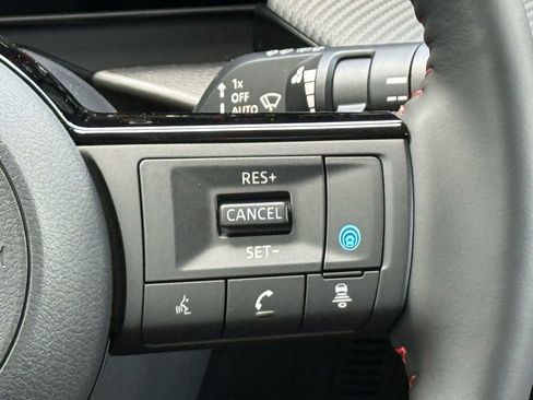 New 2026 Nissan Kicks SR w/ Illumination Package AWD/4WD image 27