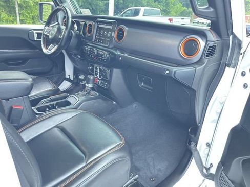 Used 2023 Jeep Gladiator Mojave w/ LED Lighting Group AWD/4WD image 30