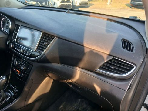 Used 2017 Buick Encore Sport Utility 4D image 18