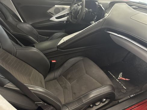 Used 2023 Chevrolet Corvette Stingray w/ Z51 Performance Package image 8