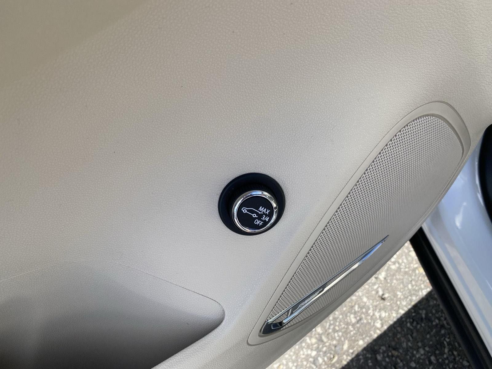 Used 2023 Buick Envision Avenir AWD/4WD image 27