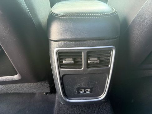 Used 2019 Dodge Charger Scat Pack RWD image 17