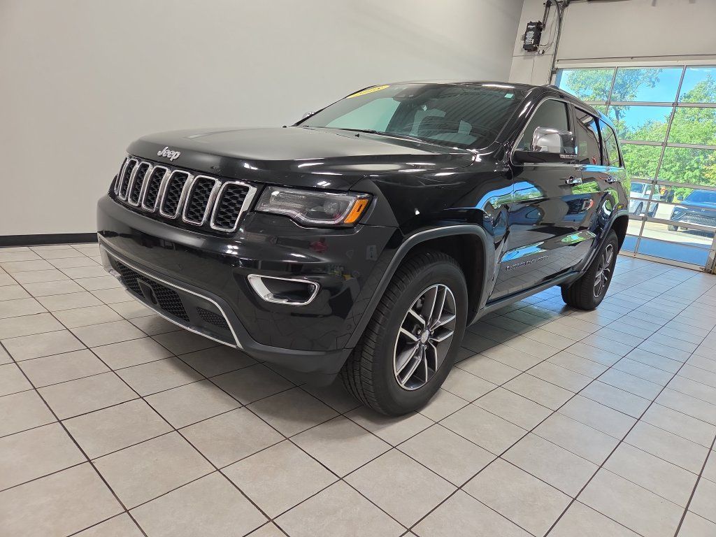Used 2018 Jeep Grand Cherokee Limited w/ Luxury Group II AWD/4WD image 3