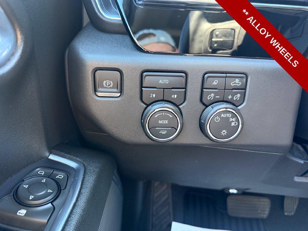 Used 2023 Chevrolet Silverado 1500 LT w/ Safety Package AWD/4WD image 21