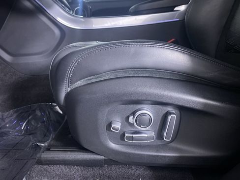 Used 2021 Land Rover Range Rover Sport SVR image 10