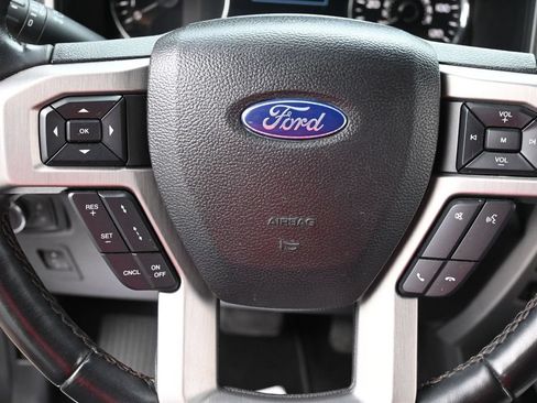 Used 2019 Ford F150 Platinum w/ Equipment Group 701A Luxury AWD/4WD image 15