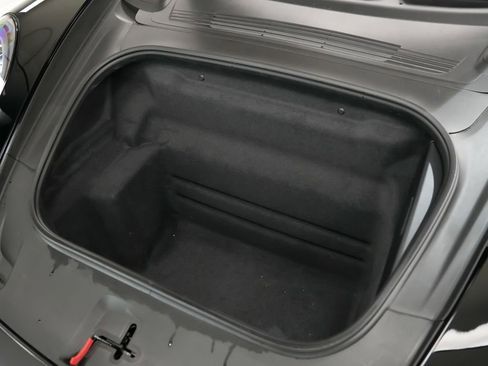 Certified 2024 Porsche 911 Turbo AWD/4WD image 13