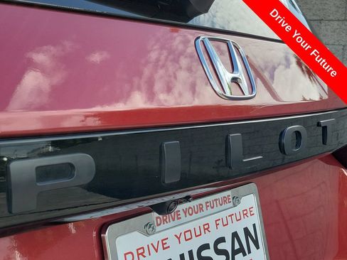 Used 2024 Honda Pilot EX-L image 26