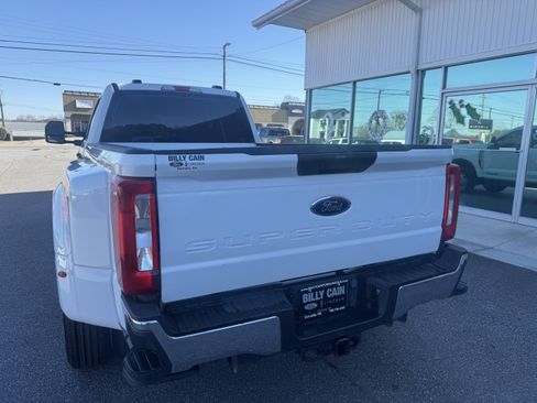 Used 2024 Ford F350 XL w/ XL Chrome Package image 3