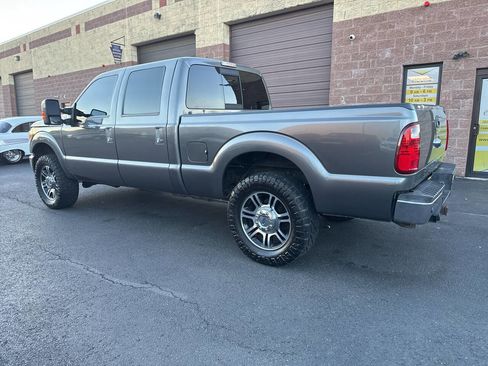 Used 2014 Ford F250 Lariat w/ Chrome Package image 24