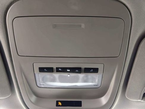 Used 2022 Chevrolet Colorado ZR2 AWD/4WD image 32