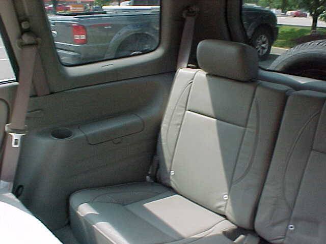 Used 2005 Suzuki XL7 4WD image 8
