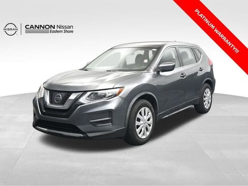 Used 2017 Nissan Rogue S FWD image 1