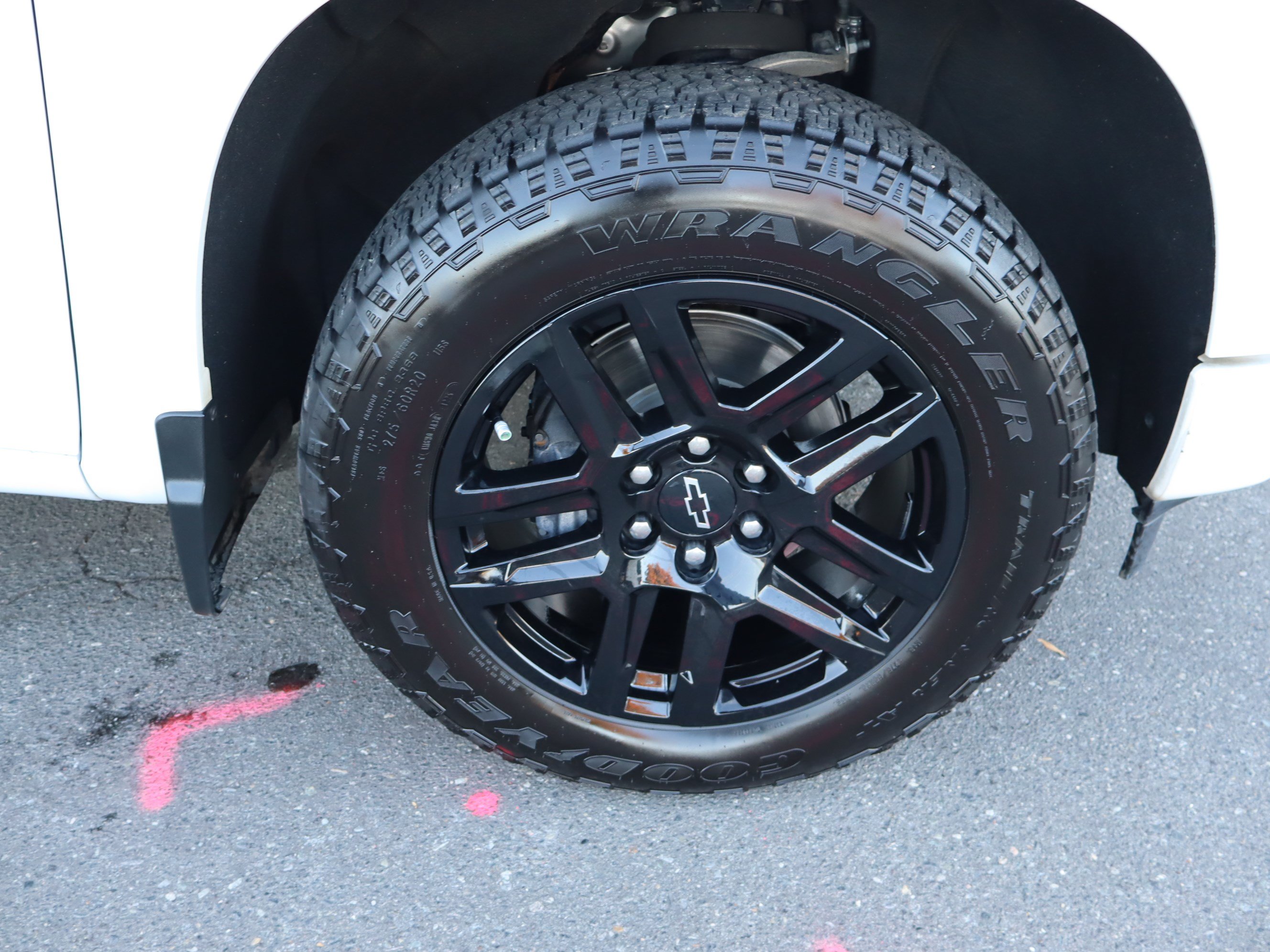 Used 2023 Chevrolet Silverado 1500 RST AWD/4WD image 35