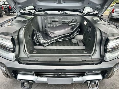 Used 2024 GMC Hummer EV 3X w/ Extreme Off-Road Package image 31