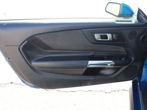 Used 2024 Ford Mustang Convertible image 11