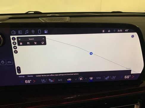 Used 2024 Chevrolet Traverse RS image 14