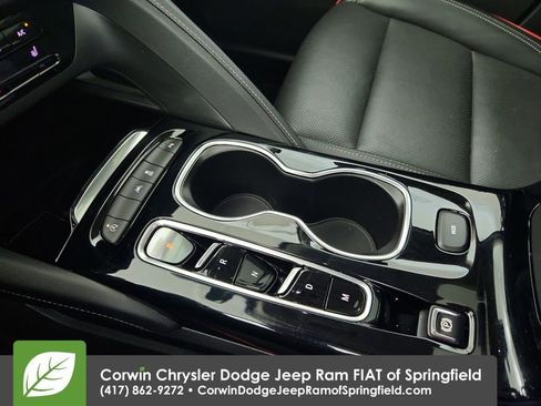 Used 2023 Buick Envision Essence w/ Sport Touring Package image 28