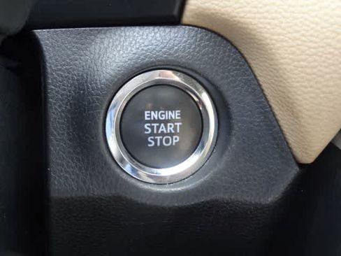 Used 2024 Toyota RAV4 XLE w/ Convenience Package AWD/4WD image 25