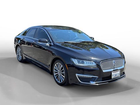 Used 2020 Lincoln MKZ FWD image 7
