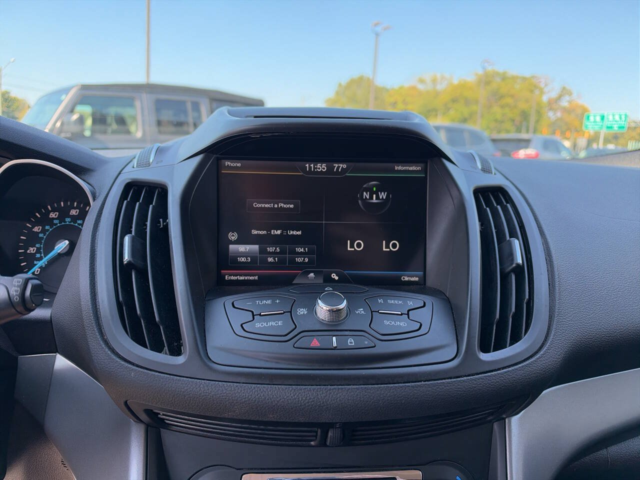 Used 2015 Ford Escape SE w/ SE Chrome Package AWD/4WD image 20