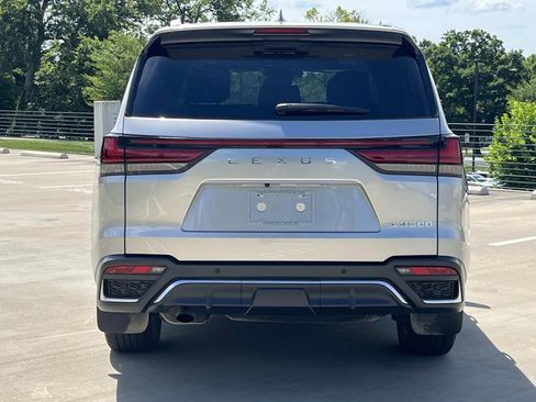 Used 2024 Lexus LX 600 F Sport AWD/4WD image 4